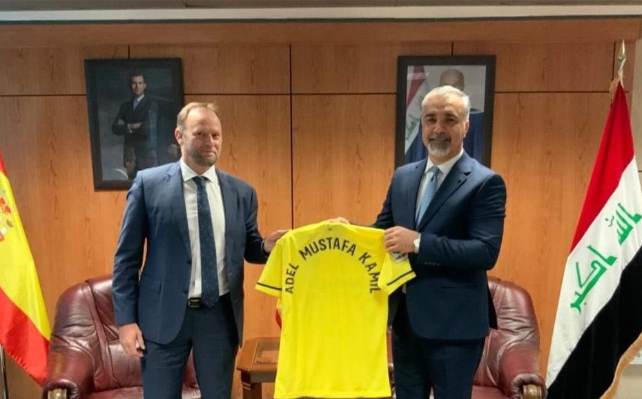 فياريال الاسباني في السفارة العراقية لبحث التعاون الرياضي المشترك