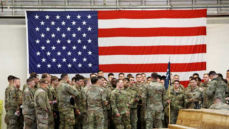 الجيش الأمريكي يعلق تدريباته مع البعثات العسكرية الأجنبية