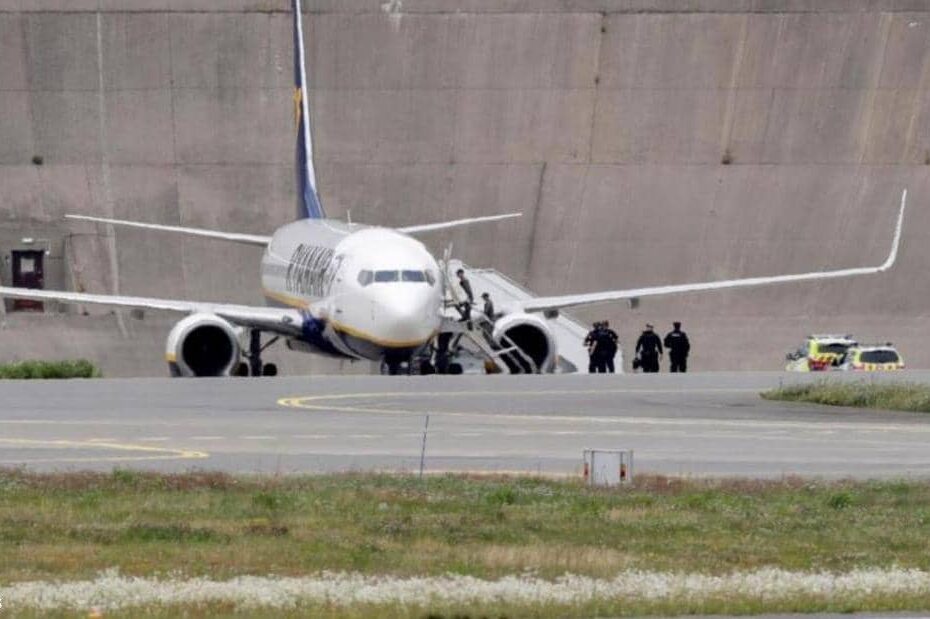 طائرة ركاب تتعرض لهبوط اضطراري في #أوسلو