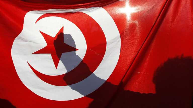 تجميد عمل برلمان #تونس حتى إشعار آخر