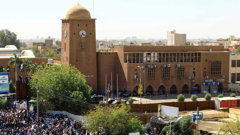 مباشر من السودان | مقتل 4 متظاهرين وإصابة 279