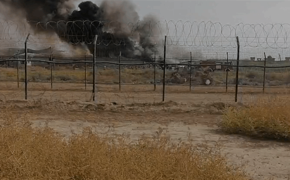 "مخازن" قرب بوابة بسماية في بغداد تحترق الان
