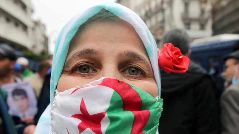 تراجع تمثيل المرأة في المجالس البلدية بالجزائر