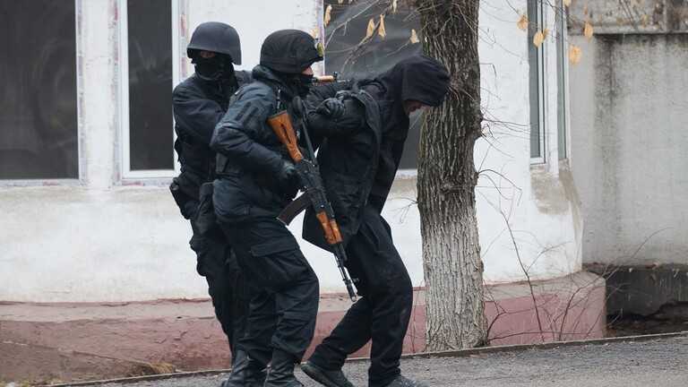 مقتل 16 عنصر أمن وإصابة 1300 آخرين واعتقال نحو 6000 شخص بكازاخستان