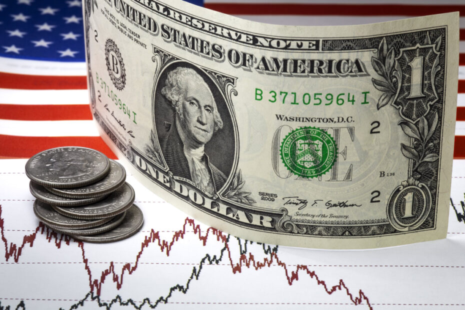 أزمة اقتصادية عالمية قادمة وتوقعات سقوط وانهيار للدولار الأمريكي الأيام المقبلة .
