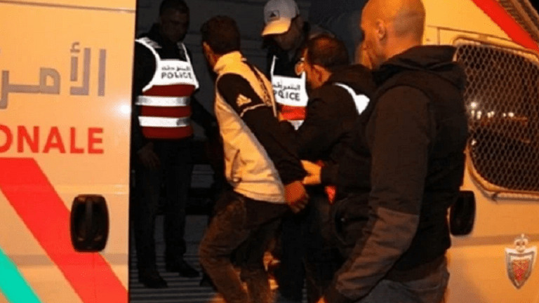 اعتقال 49 شخصا على خلفية شغب في مباراة كرة قدم - المغرب