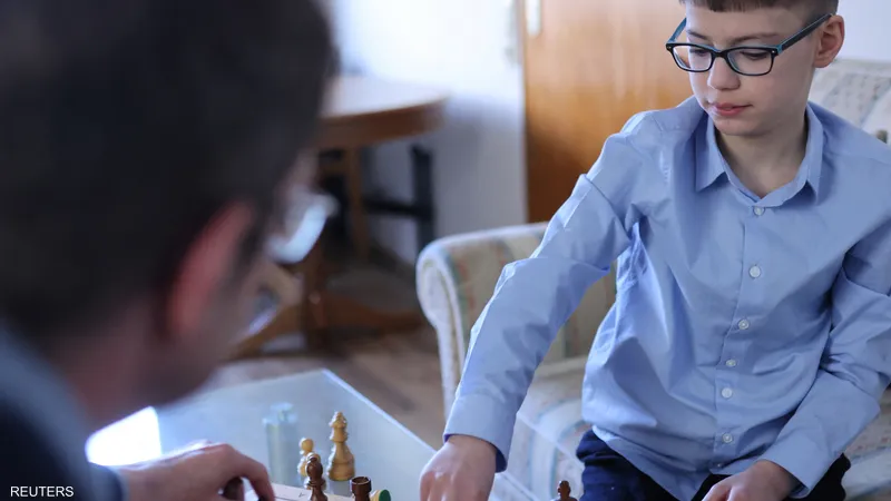 لاجئ سوري أصبح أصغر لاعب شطرنج في منتخب ألمانيا