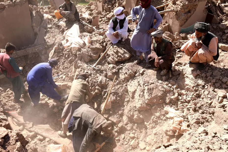 حصيلة مؤلمة لضحايا زلزال أفغانستان