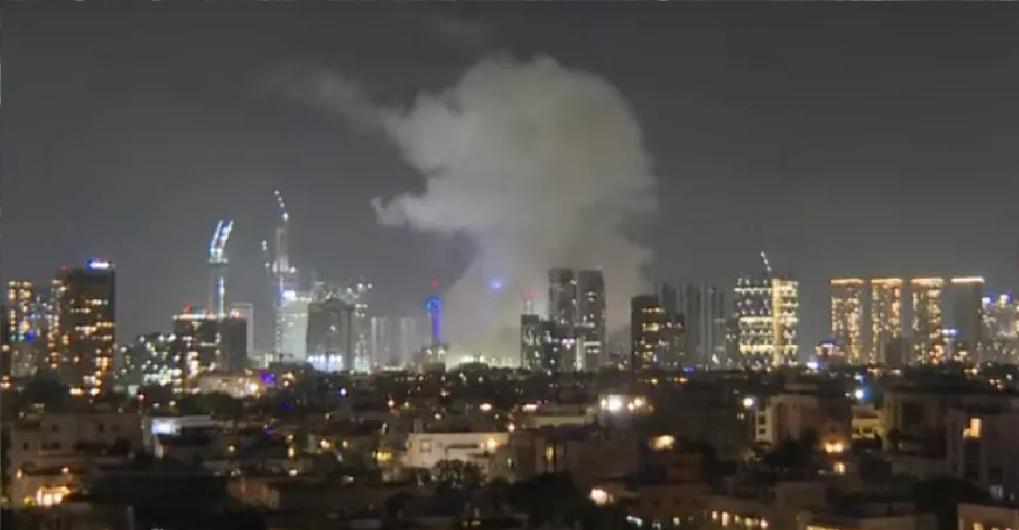 إيران تطلق صواريخ باتجاه إسرائيل.. وارتفاع دخان في تل أبيب