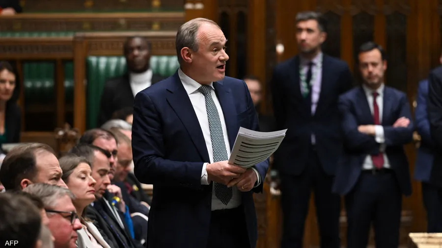 بسبب غزة.. زعيم حزب بريطاني سيقاطع عشاء على شرف ترامب