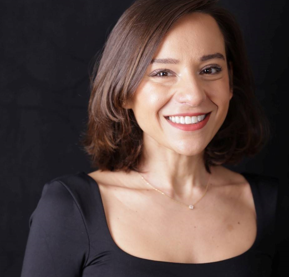 تستوحي شخصيات مسرحها من النساء اللبنانيات (كارين مكاري)