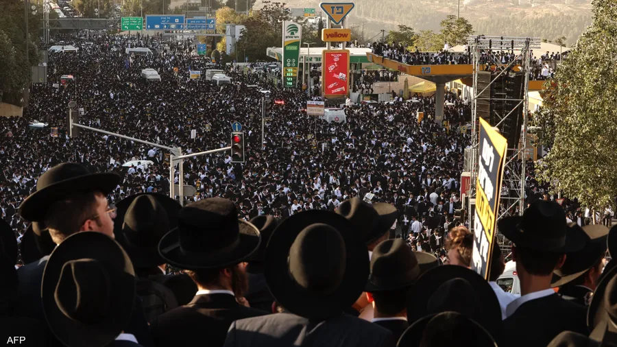 الحريديم في إسرائيل يحتجون ضد التجنيد الإلزامي