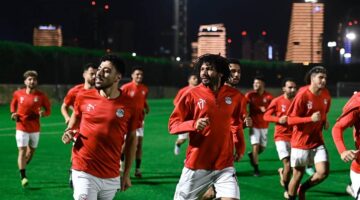 انطلاق مواجهة اسود الرافدين و"صقور الجديان" في كأس العرب